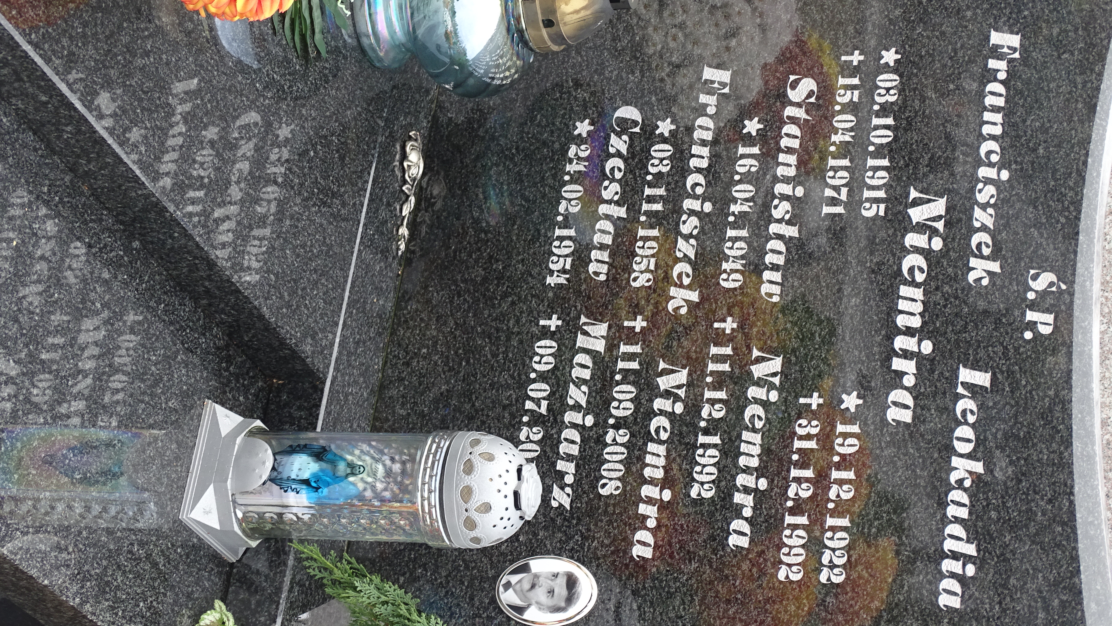 Grób Franciszek Niemira